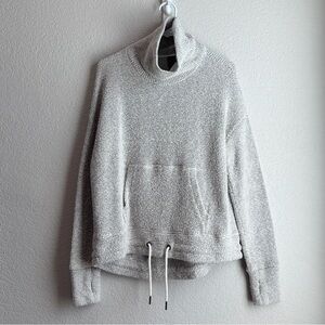 Sweaty Betty Restful Boucle Sweatshirt Cream Gray Small